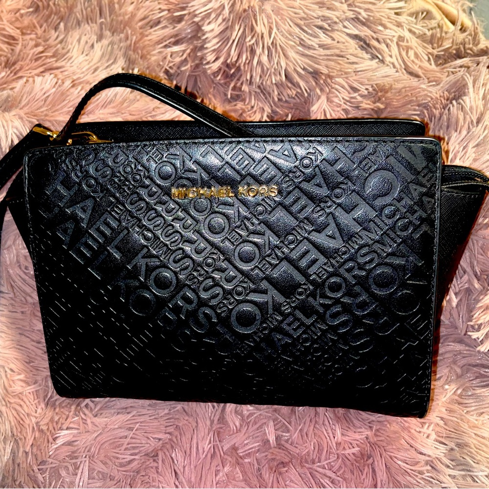 Authentic Michael Kors Black Crossbody Bag - Excellent Condition